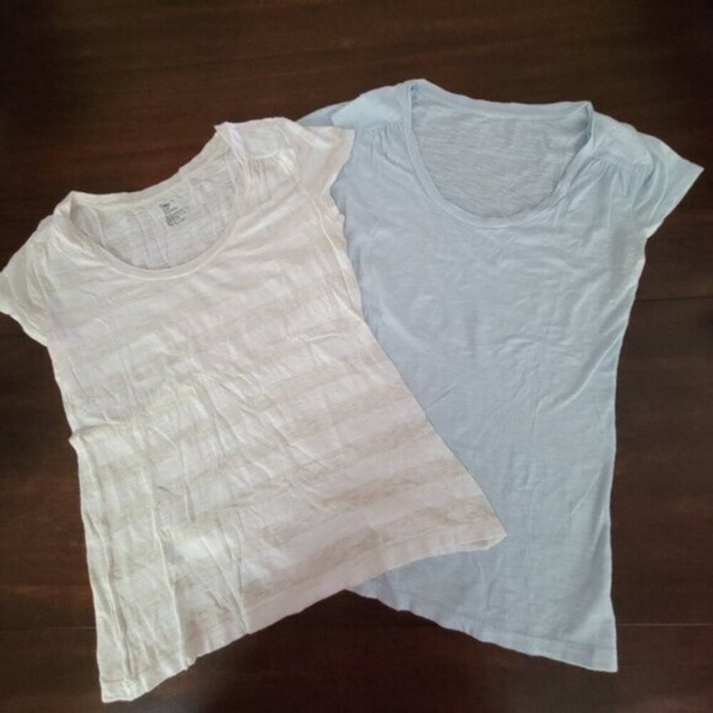 GAP Tees Bundle of 2 Scoop T Shirts Size XS Blue and Oatmeal Stripes